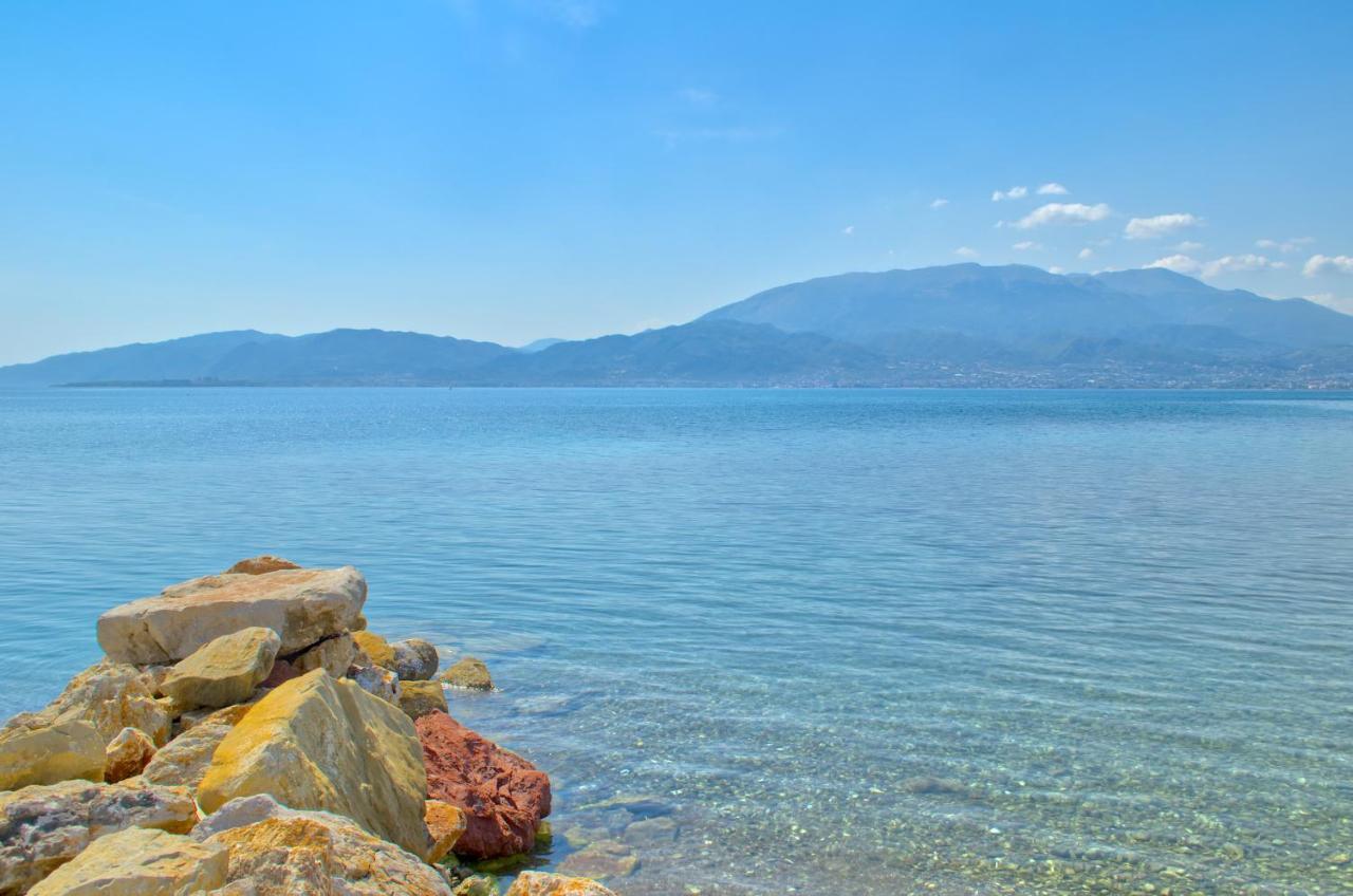 Epipleon Luxury Suites - 107 - Διαμέρισμα 85Τμ - Θέα Στη Θάλασσα 纳弗帕克托斯 外观 照片